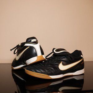 Indoor Soccer Cleats/Athletic Shoes